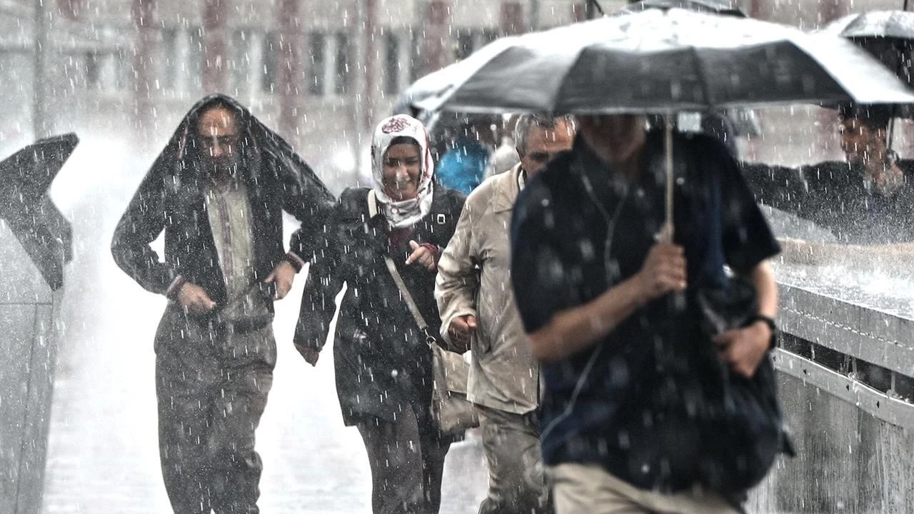 Sarı ve turuncu kodlu uyarı geldi! 3 bölgeye dikkat