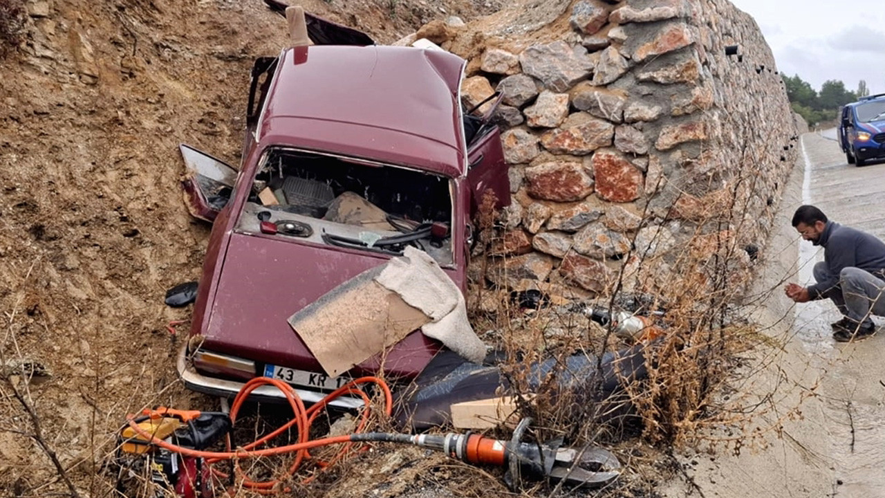 Kütahya'da kaygan yolda facia: Karı koca öldü