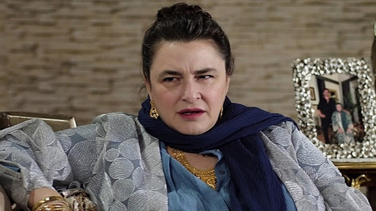 Esra Dermancıoğlu ülkeyi terk edip o ülkeye yerleşti! O paylaşımında duyurdu, sosyal medya çalkalandı