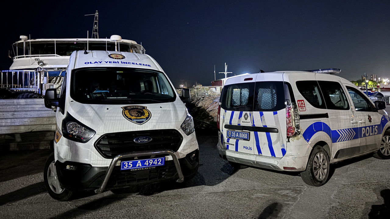 İzmir'de denizde erkek cesedi bulundu