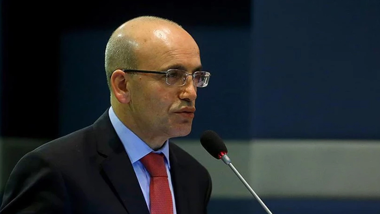 Hazine ve Maliye Bakanı Şimşek'ten iç borç açıklaması