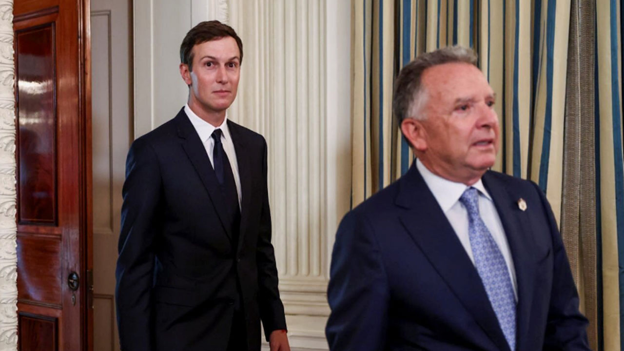 Trump'ın danışmanı Witkoff ve damadı Kushner, Gazze'deki ateşkesi görüşmek için İsrail'de