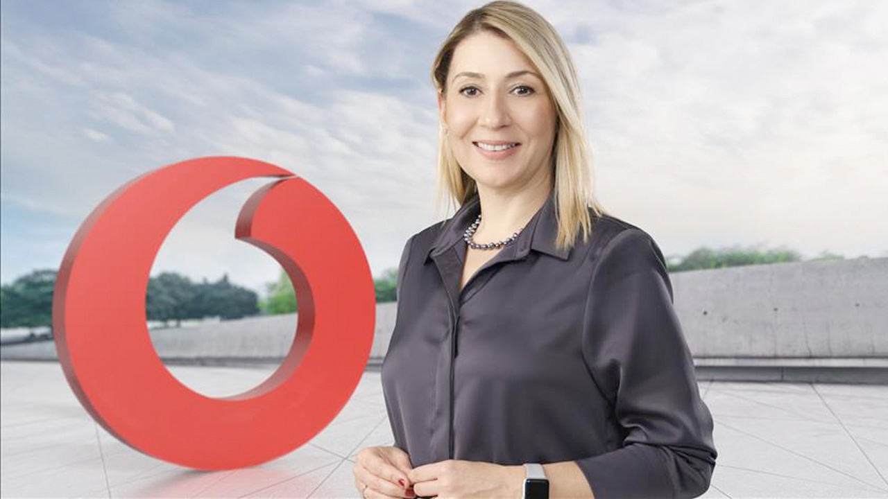 Vodafone 5G hizmetini "Beşi Bir Yerde" kampanyasıyla kutluyor