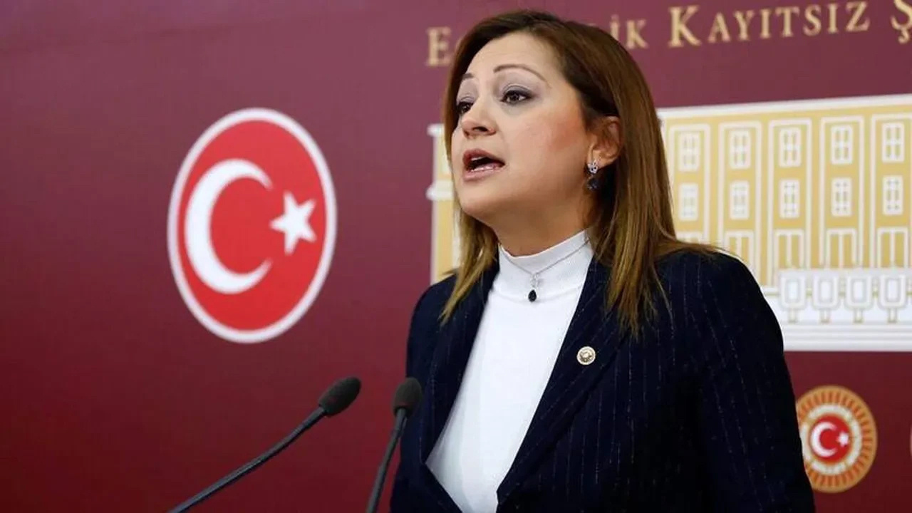 AK Parti'ye geçiyor mu? Doğruya doğru, yanlışa yanlış' dedi karar verdi