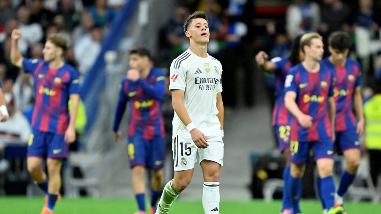 Real Madrid Barcelona'yı 2-1 yendi Arda Güler o hata sonrası üzüntü yaşadı taraftar alkışladı