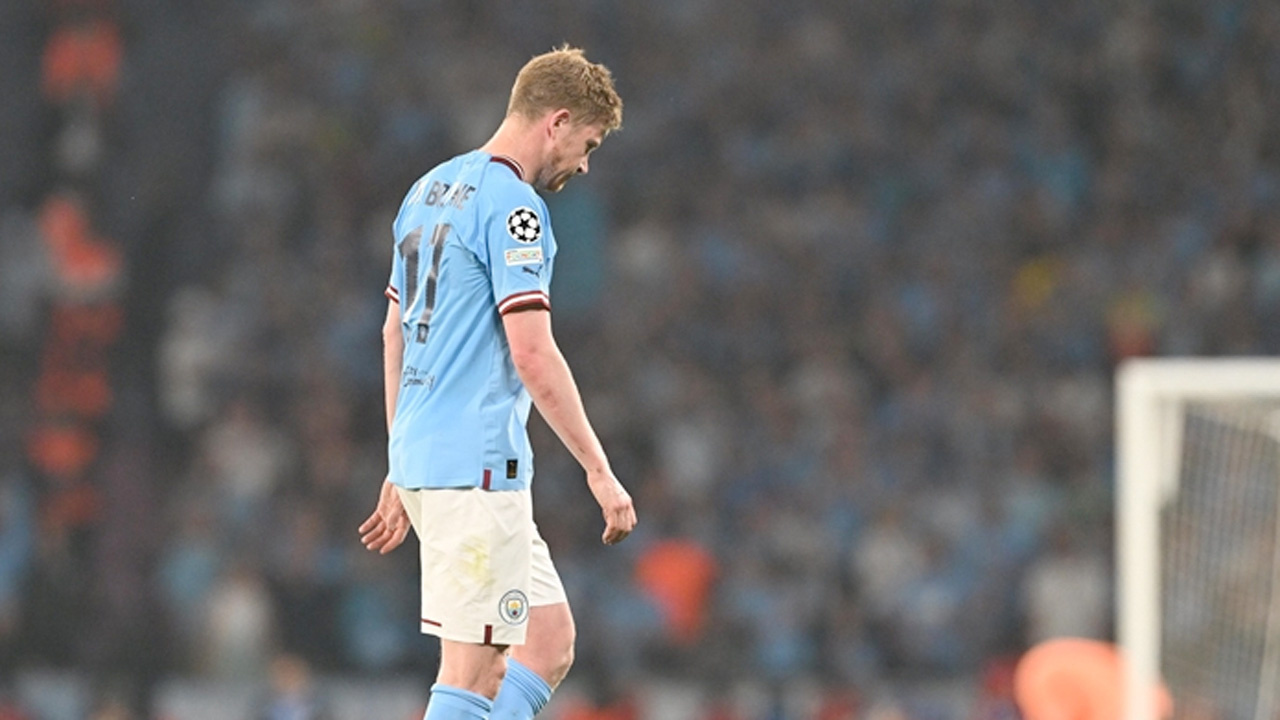 Napoli'de forma giyen Kevin De Bruyne'den kötü haber