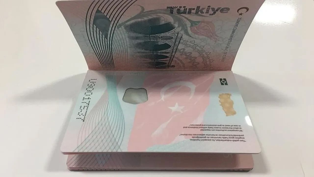 Vizesiz geçiş askıya alınmıştı! Dışişleri'nden 'Karadağ' açıklaması