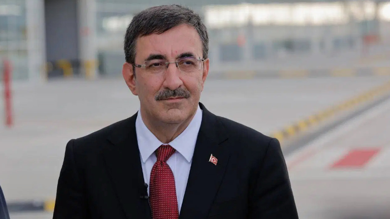 Cumhurbaşkanı Yardımcısı Yılmaz ile Bakan Şimşek, Suudi Arabistan'da temaslarda bulunacak