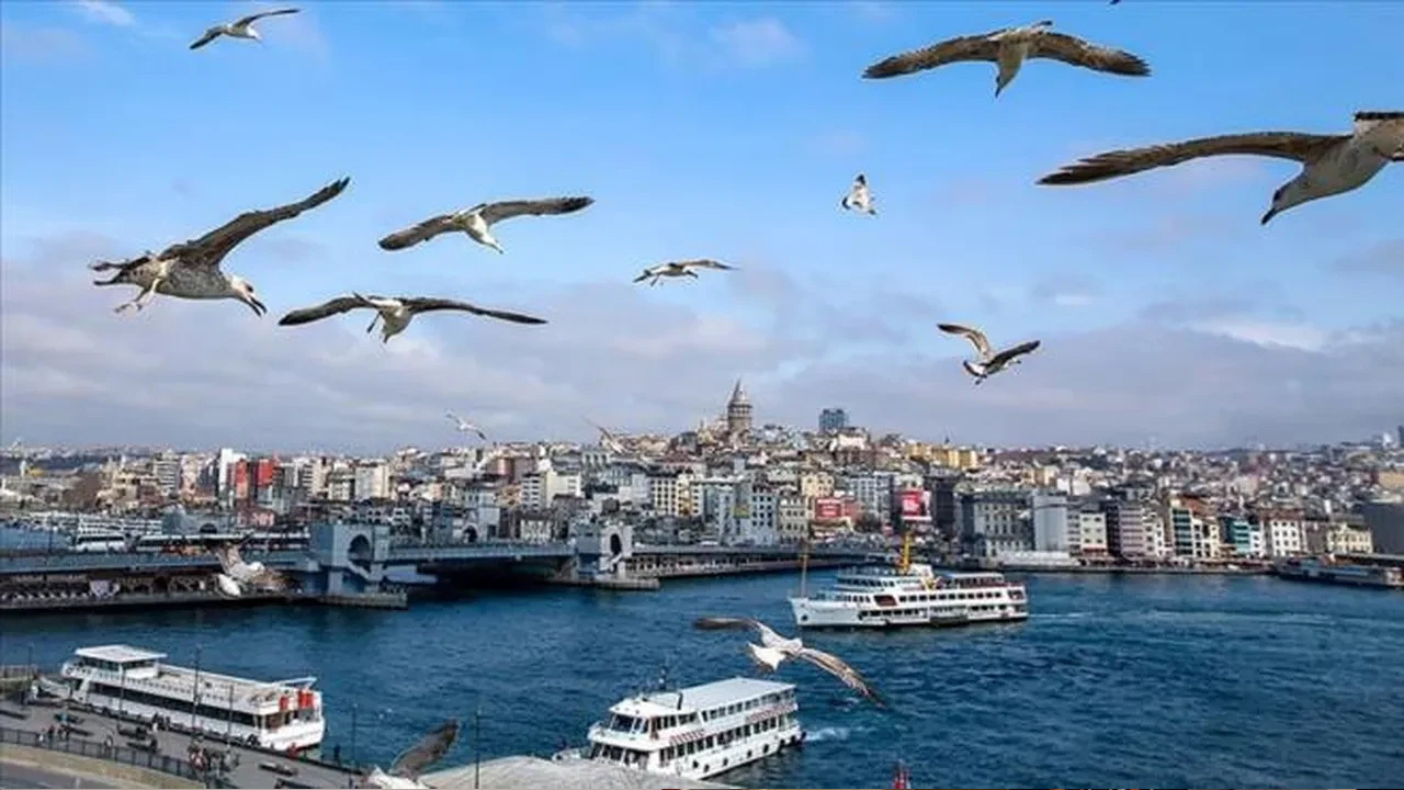 AKOM tarih verdi: Kışı beklerken yaz geri döndü pastırma sıcaklar geldi