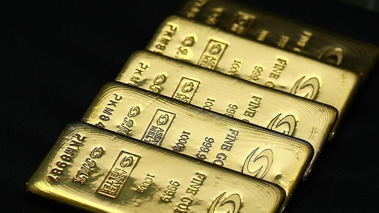 Altın fiyatları tepetaklak! Yatırımcıyı şaşırtan gram altın fiyatı, çeyrek altın da...