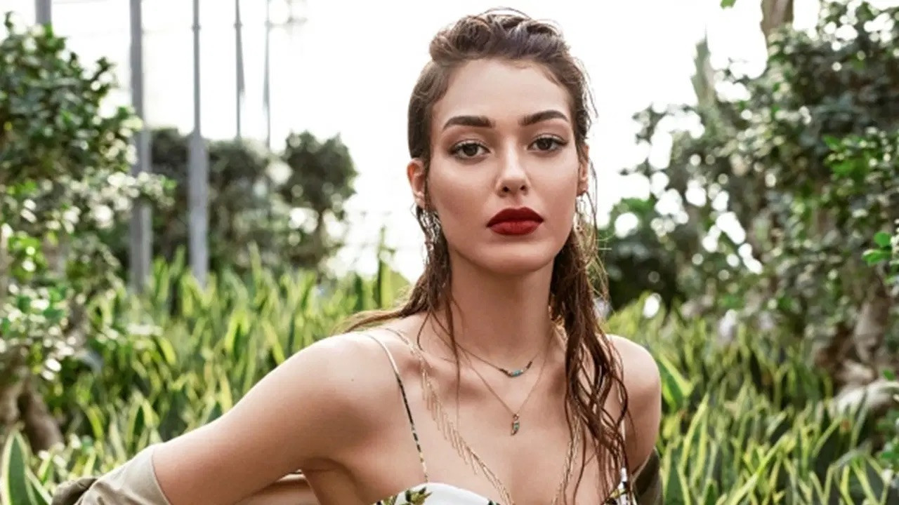 Dilan Çiçek Deniz'den oyunculuk yorumuna göndermeli yanıt! "Bazı kutsal oyuncular"