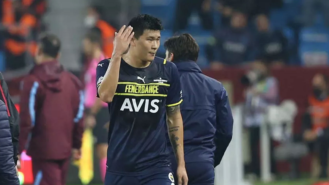 Fenerbahçe'nin eski yıldızı için üç ezeli rakip karşı karşıya geldi