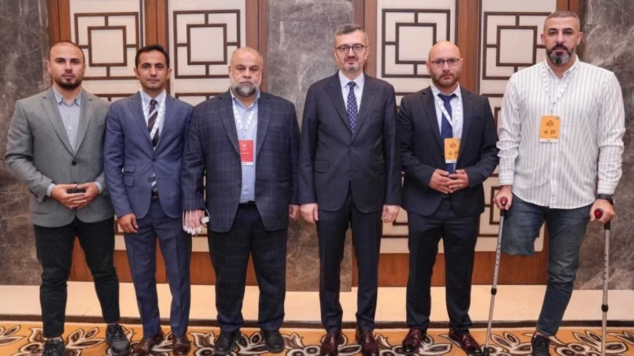 Burhanettin Duran’dan Gazze’de görev yapan gazetecilere övgü