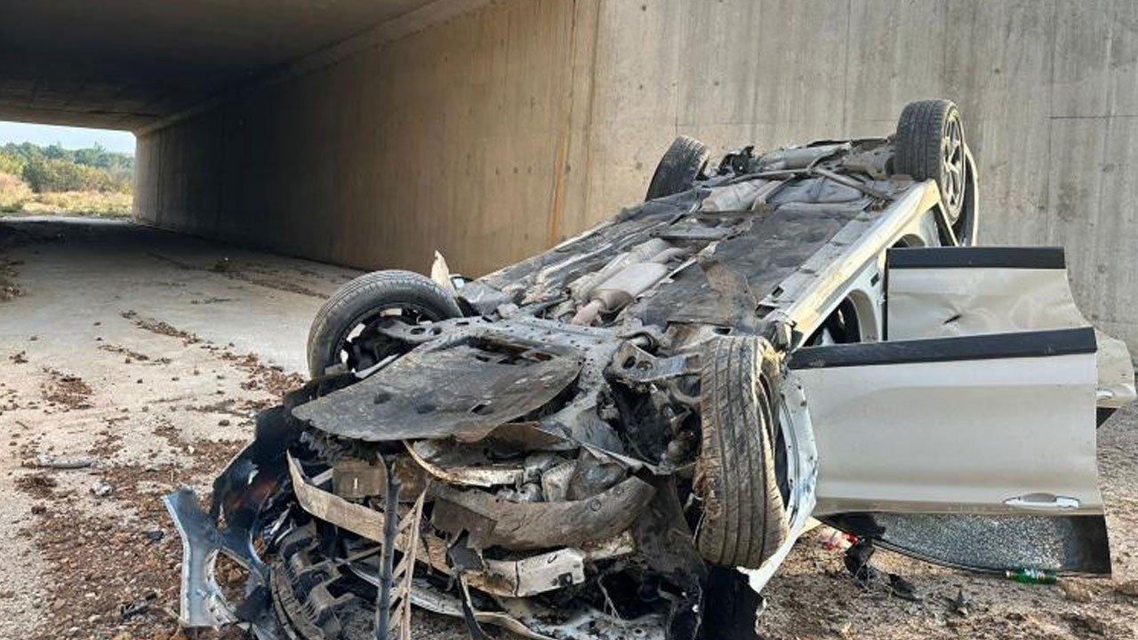 İstanbul-İzmir Otoyolu'nda otomobil şarampole devrildi