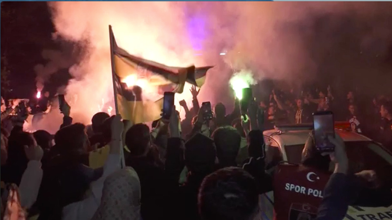 Fenerbahçe'ye taraftarından coşkulu karşılama