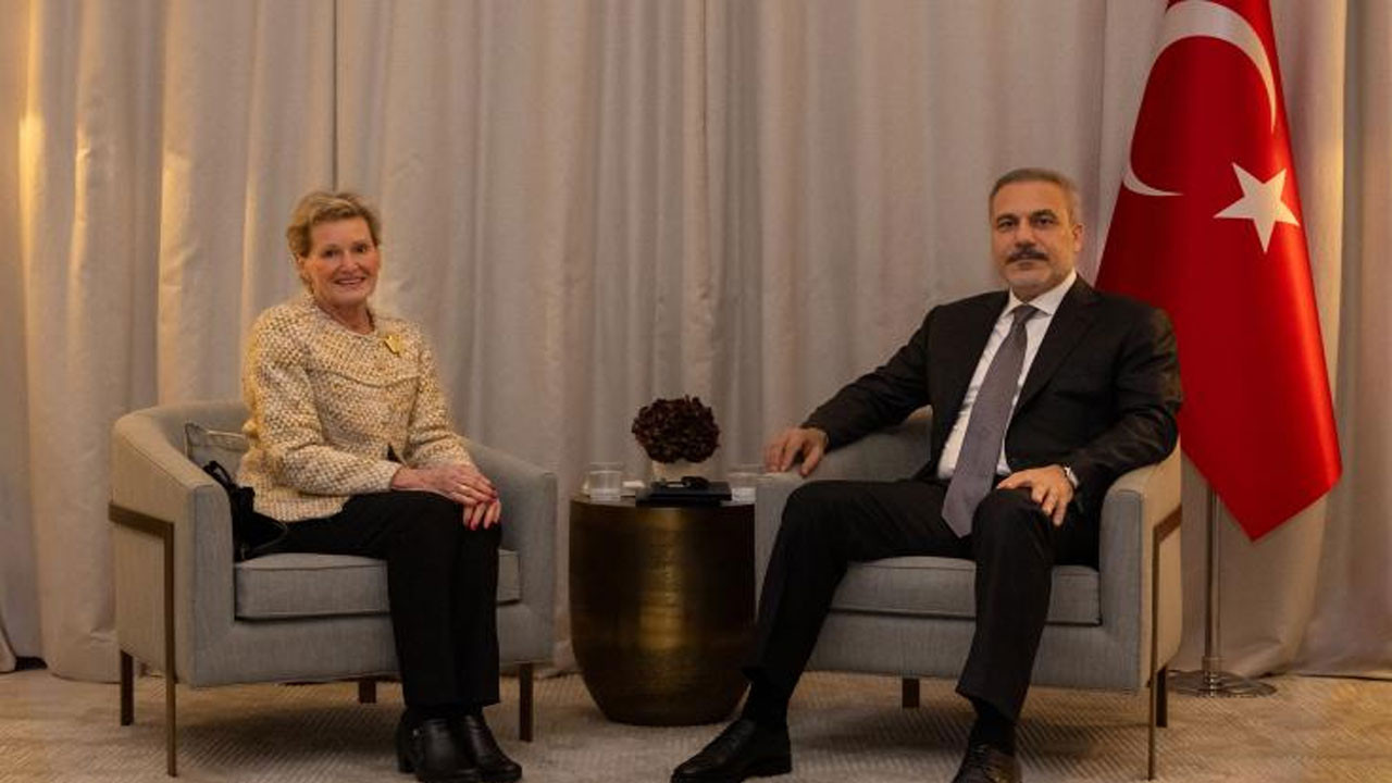 Bakan Fidan, Finlandiya İslam Cemaati temsilcilerini kabul etti