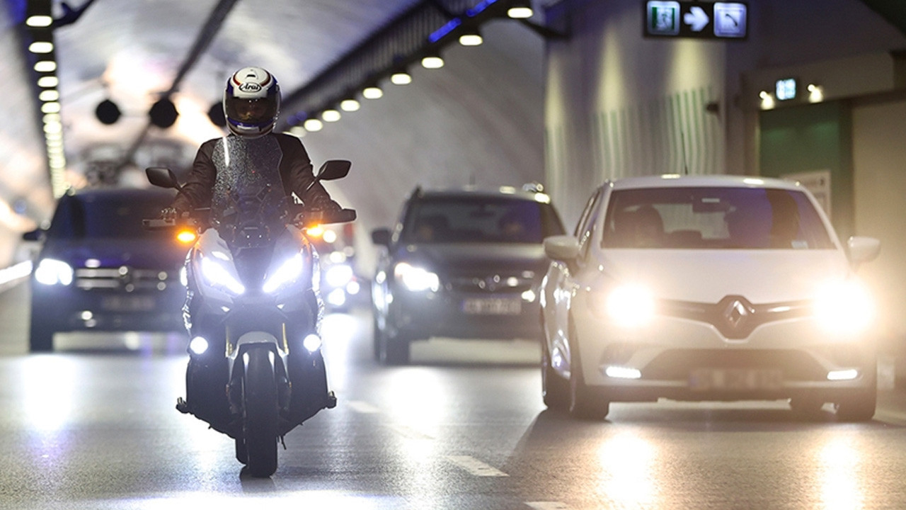 Trafikte yeni düzenleme! Eldiven ve koruma gözlüğü zorunlu oldu