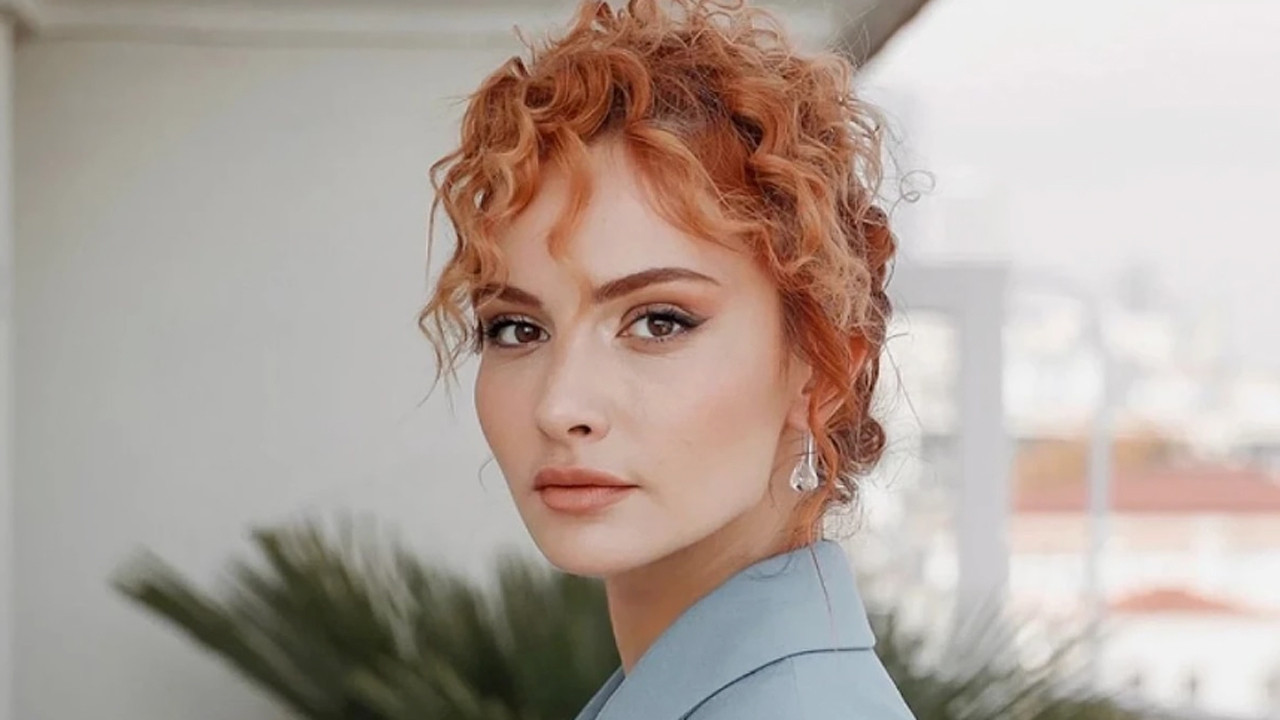 Oyuncu Başak Gümülcinelioğlu doğum yaptı! Bebeğiyle ilk pozu duygulandırdı! Bakın ismi ne oldu...