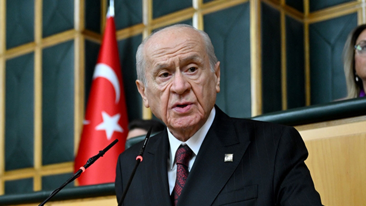 Devlet Bahçeli bir taşla iki kuş vurdu Deniz Zeyrek ince detayı açıkladı