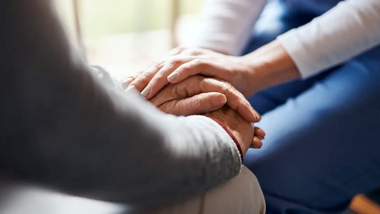 Az iş yapmak için 10 hasta öldüren hasta bakıcı hakkında mahkemeden karar