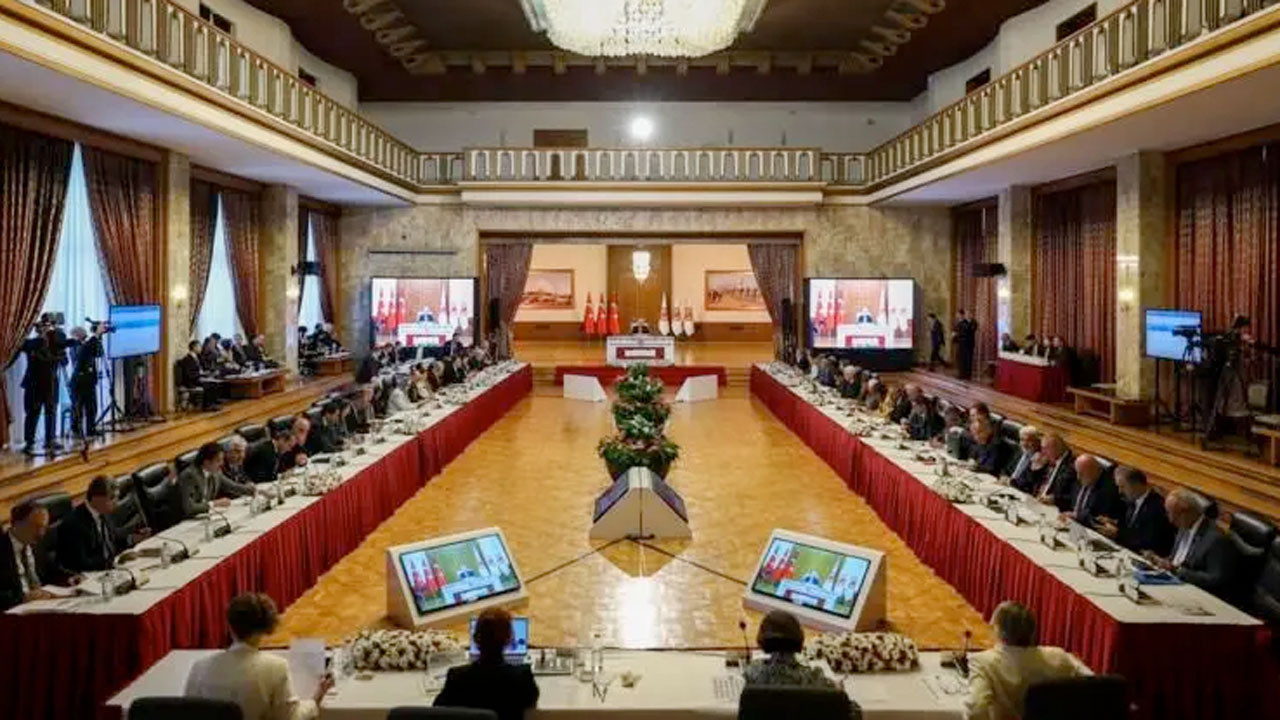 Komisyonun İmralı ziyareti için konuşulan tarih belli oldu