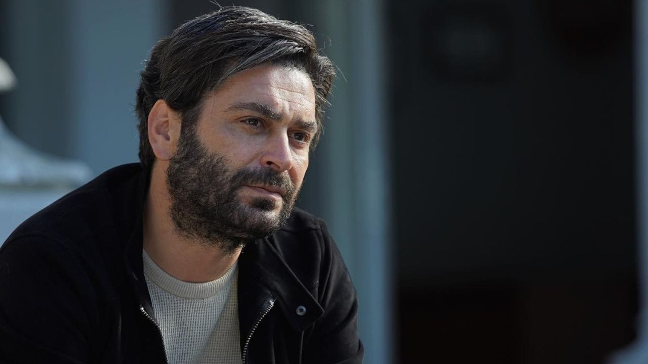 Uzak Şehir'e iki ödül birden! "Yılın Erkeği" ve "Yükselen Yıldız"ı seçildi...