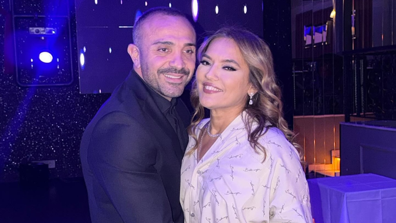 Demet Akalın ve Okan Kurt 14. yılını kutluyor! "Seni seviyorum minik"