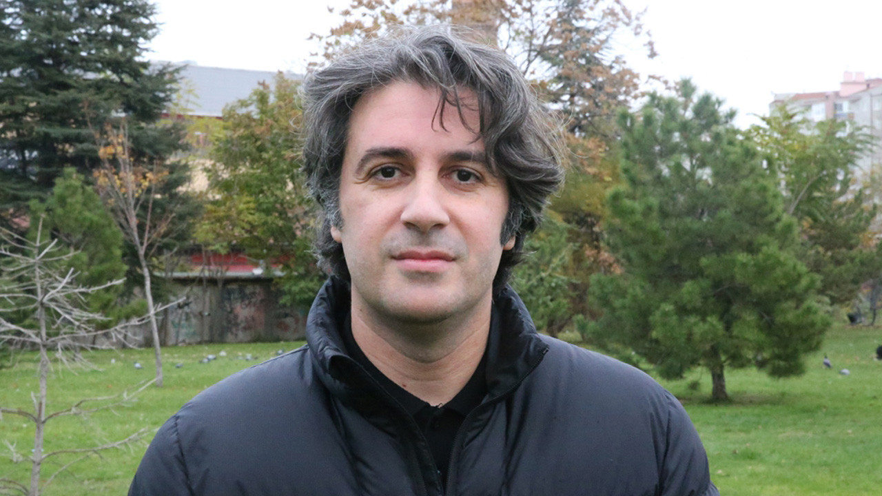 Hesabına yanlışlıkla 2,3 milyon lira gönderilen akademisyen parayı bankaya iade etti