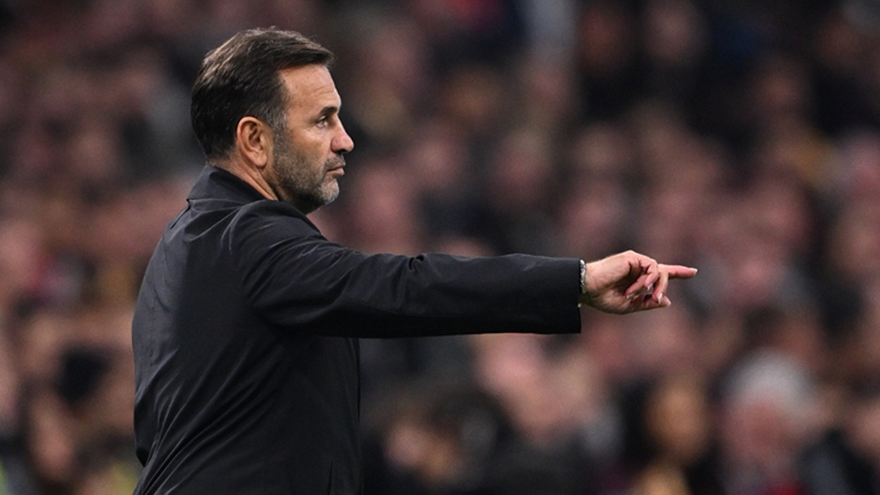 Ajax zafer sonrası Okan Buruk: Onunla olmaktan mutluyuz