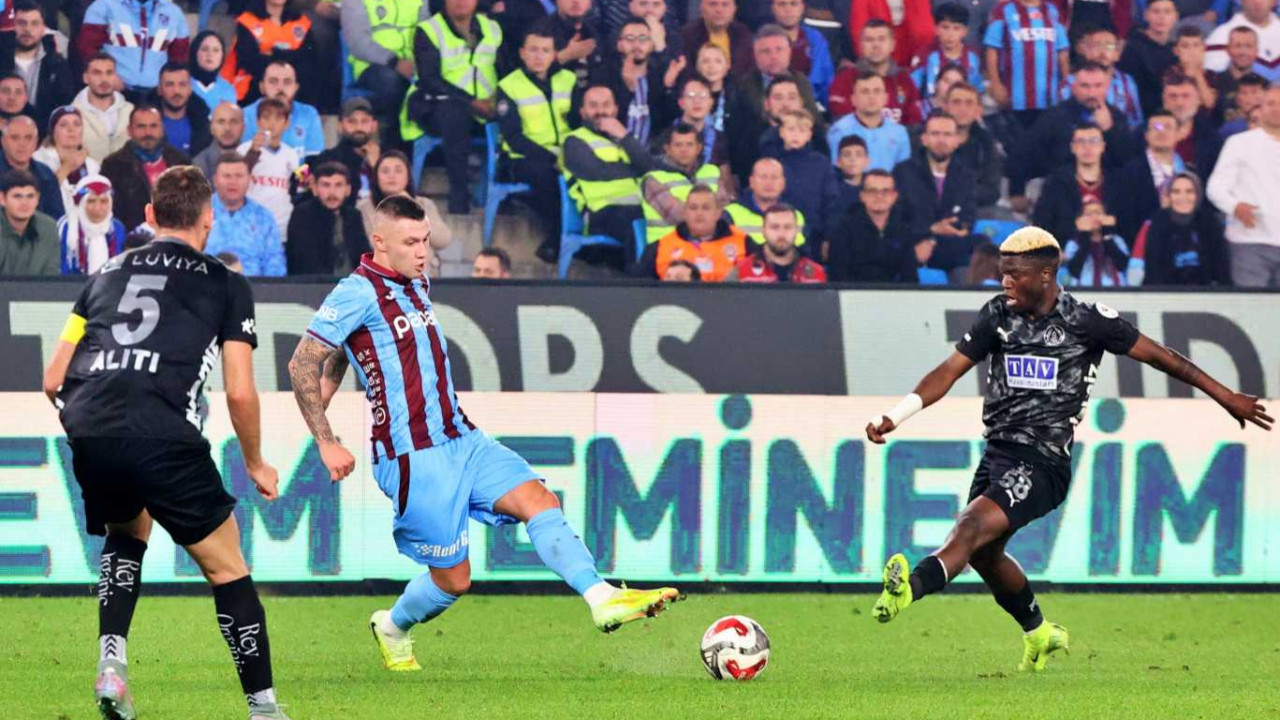 Trabzonspor evinde Alanyaspor engelini aşamadı