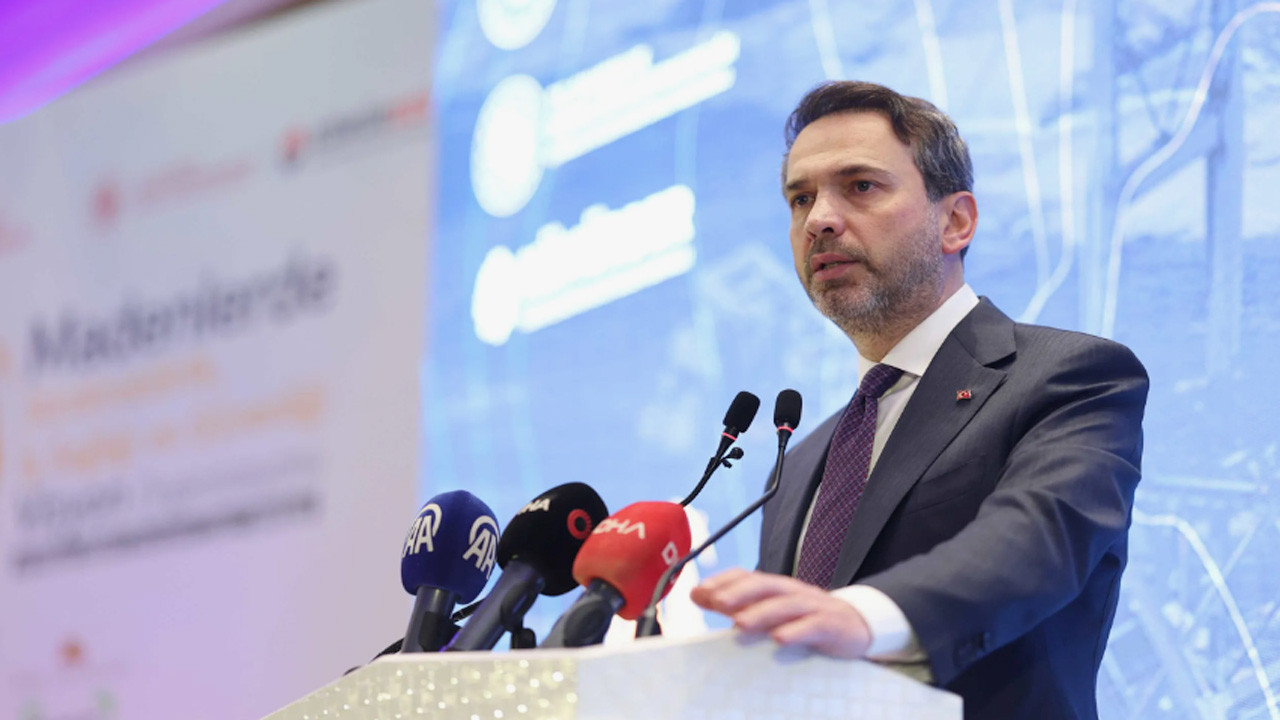 Bakan Bayraktar son 1 yılda 51 yerleşim yerine doğal gaz arzı sağladıklarını bildirdi