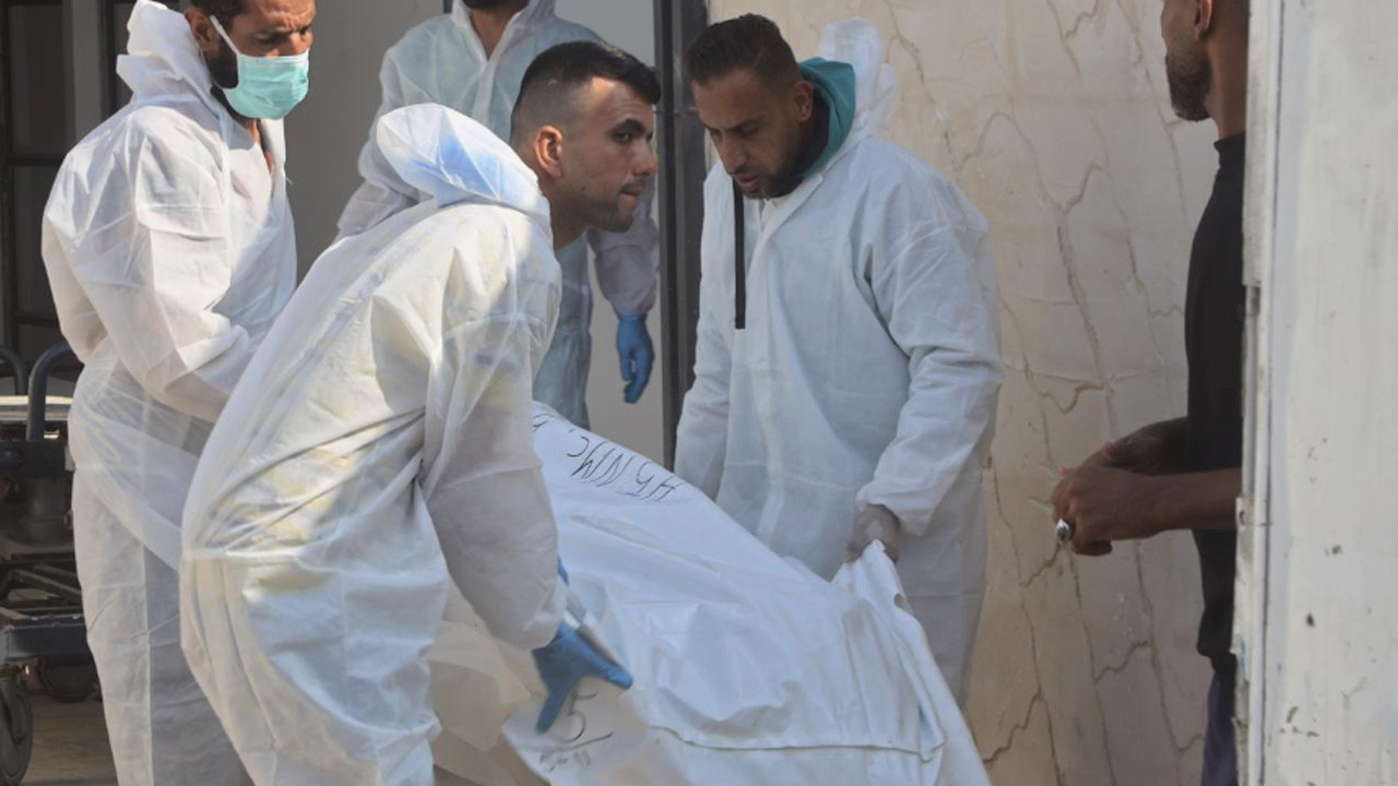 Gazze'deki Sağlık Bakanlığı açıkladı: ''İsrail 15 Filistinlinin naaşını teslim etti, cenazelerde işkence izi var!''