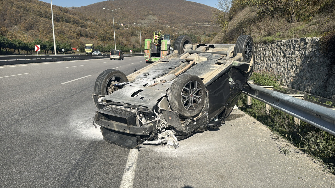 Samsun'da 3 araç çarpıştı! Trafik kazasında 4 kişi yaralı