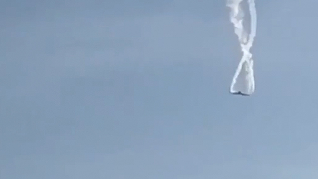 Milli Savunma Bakanlığı'na ait uçağın düşme anı