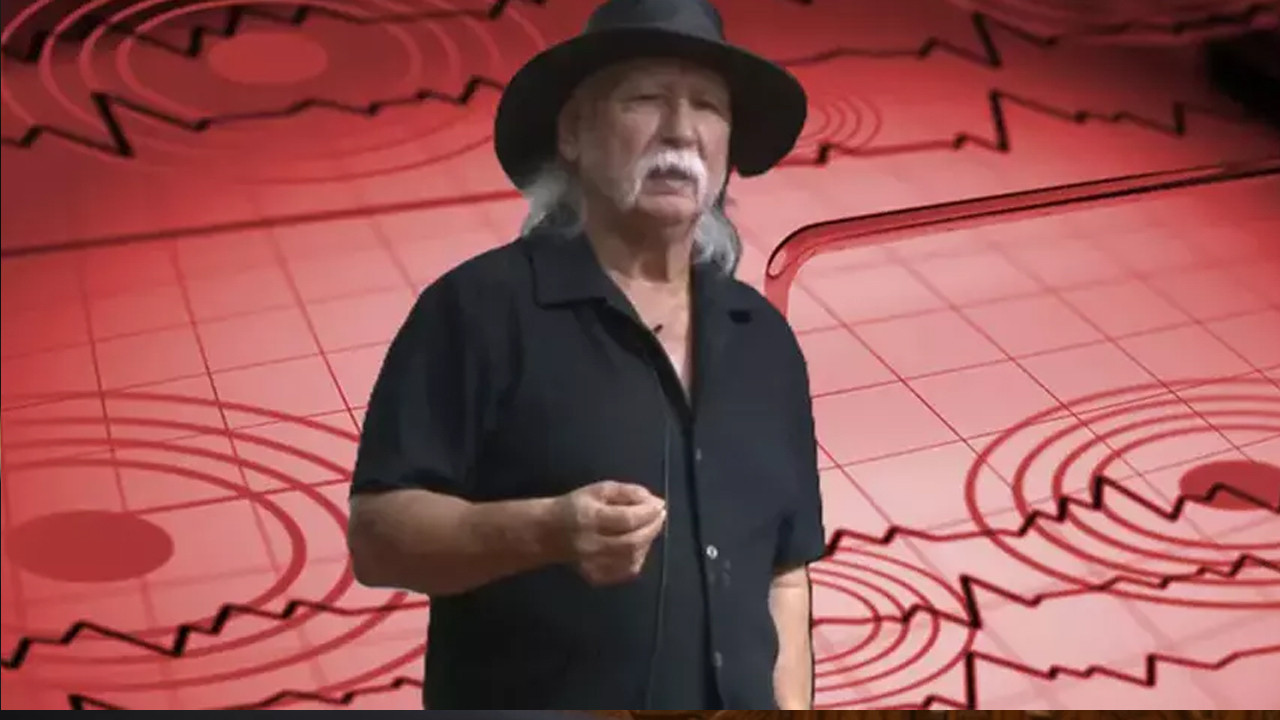 Bölge beşik gibi sallanıyorken Üşümezsoy'dan yeni açıklama! Yeni büyük bir deprem olur mu?