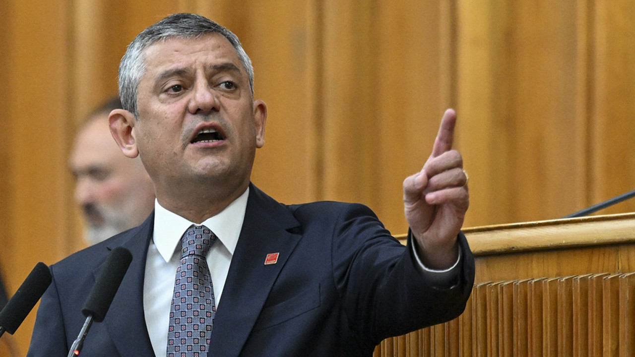 CHP lideri Özgür Özel'den İmamoğlu ziyareti sonrası açıklama! Duruşmalar için çağrı yaptı