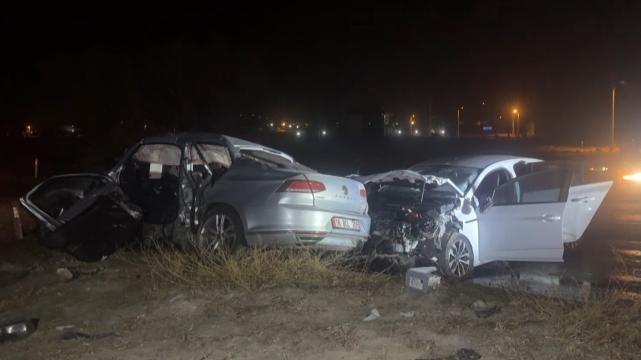 Niğde-Kayseri kara yolunda feci kaza: 3 ölü, 6 yaralı