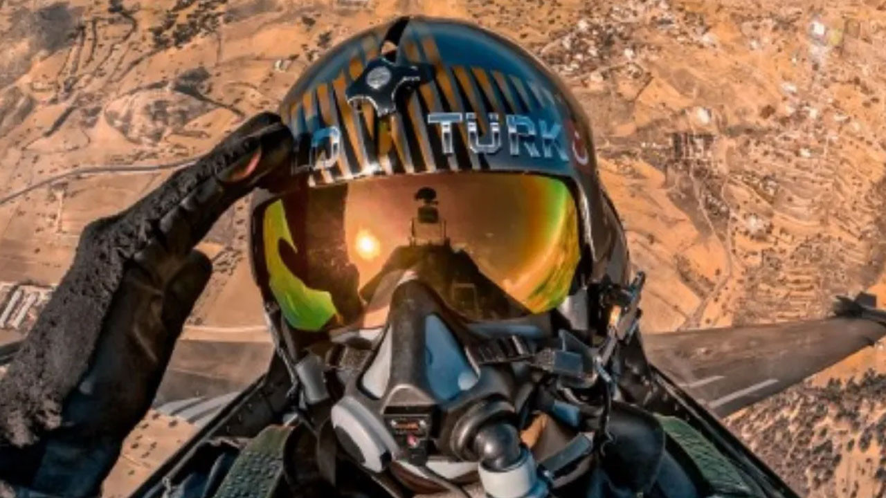 MSB'den Yunanistan'a KKTC ile 'C-130' mesajı