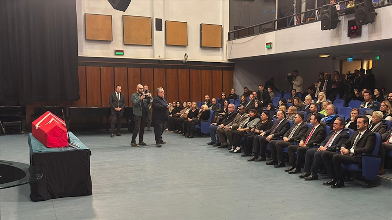 Muazzez Abacı'nın cenaze töreni! Kızı Saba Abacı ölüm sebebini anlattı!