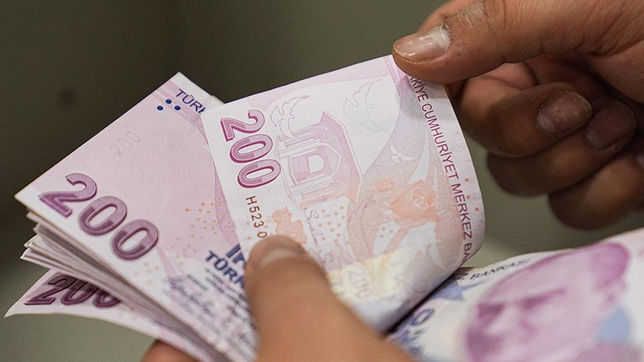 Bakanlık duyurdu: İlk kez burs/kredi alacak öğrenciler için ödemeler başladı