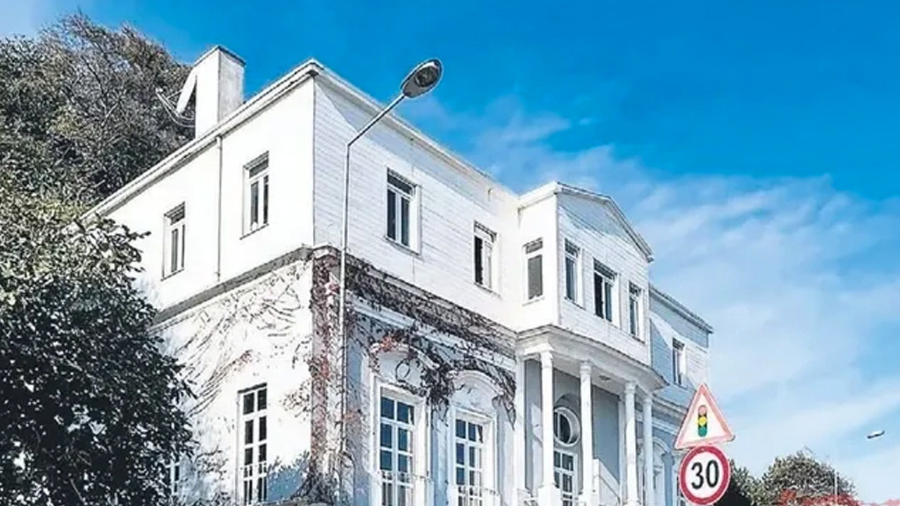 200 yıllık yalıda ikinci perde 18 yıllık dava silbaştan görülecek! Hazine, Vakıflar, Rusya ve mirasçılar karşı karşıya