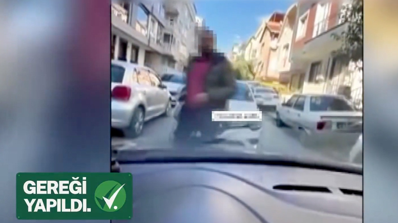 İstanbul'da aracıyla ters yönden geldiği için kendisini uyaran sürücüye saldıran kişi yakalandı