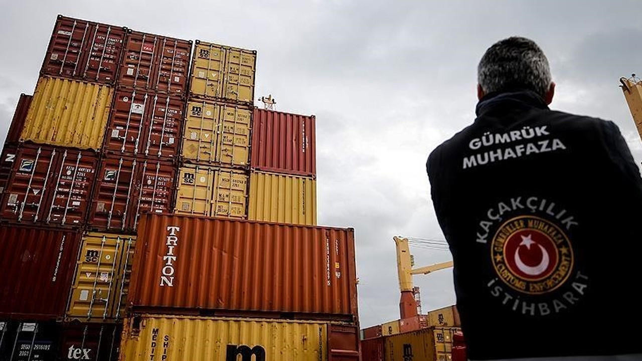 Fransa'dan gemiyle Yalova'ya gelen tırdan çıkanlara bakın!