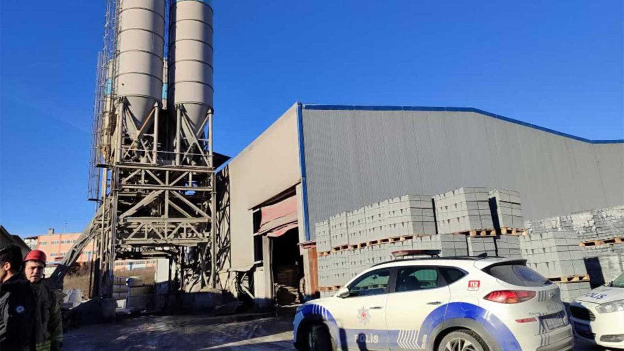 Arnavutköy'de beton mikserinin içine düşen sürücü yaşamını yitirdi!