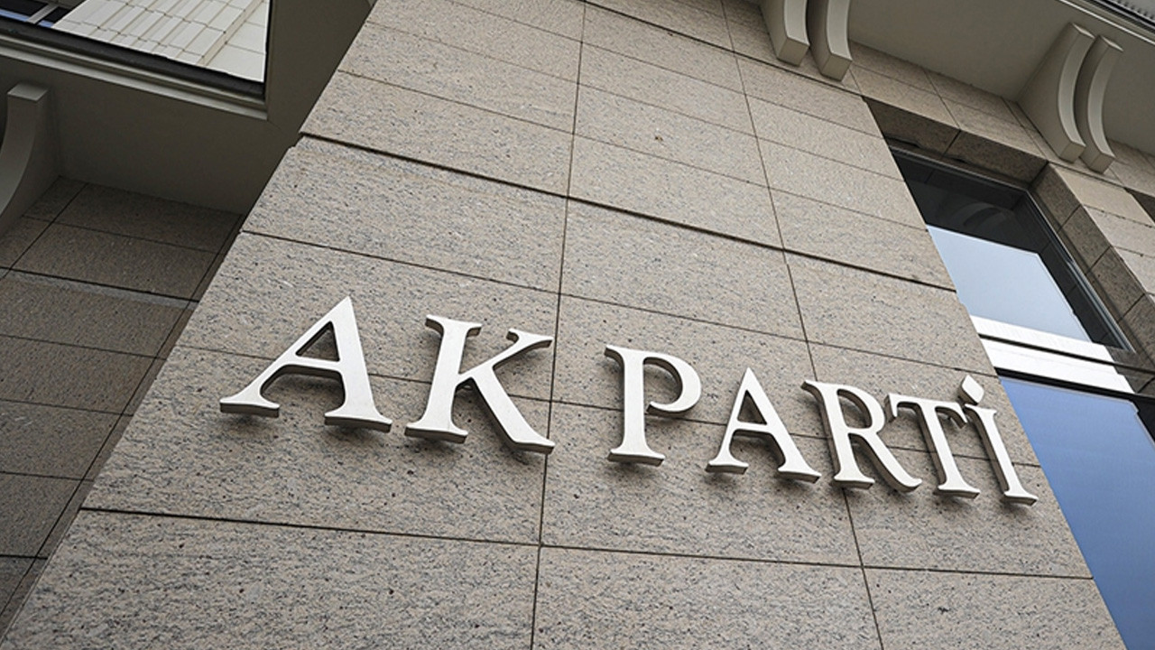 AK Parti'de 108 başkan değişti