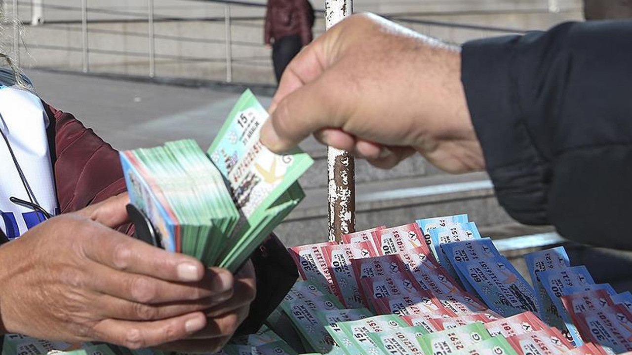 İstanbul Valiliği duyurdu! Cami çevrelerinde milli piyango bileti ve şans oyunu satışı yasaklandı