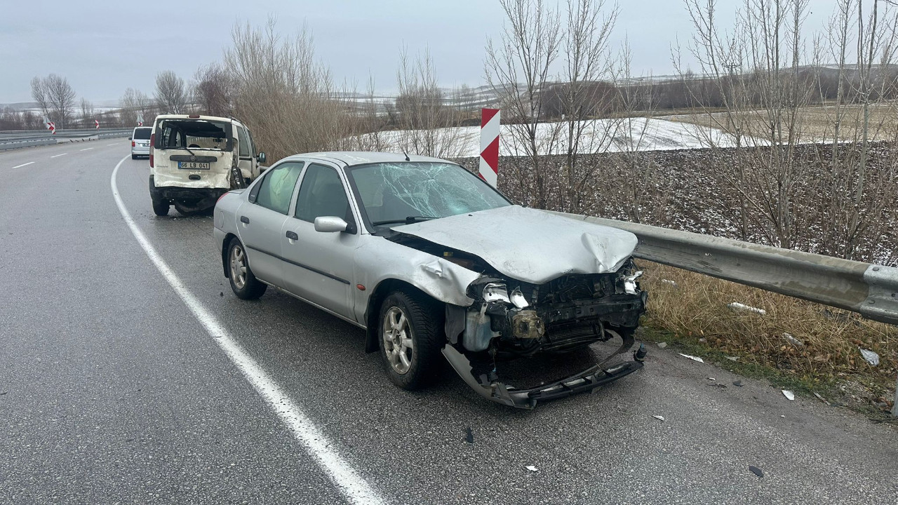 Çorum'da korkunç kaza: 5 kişi yaralandı