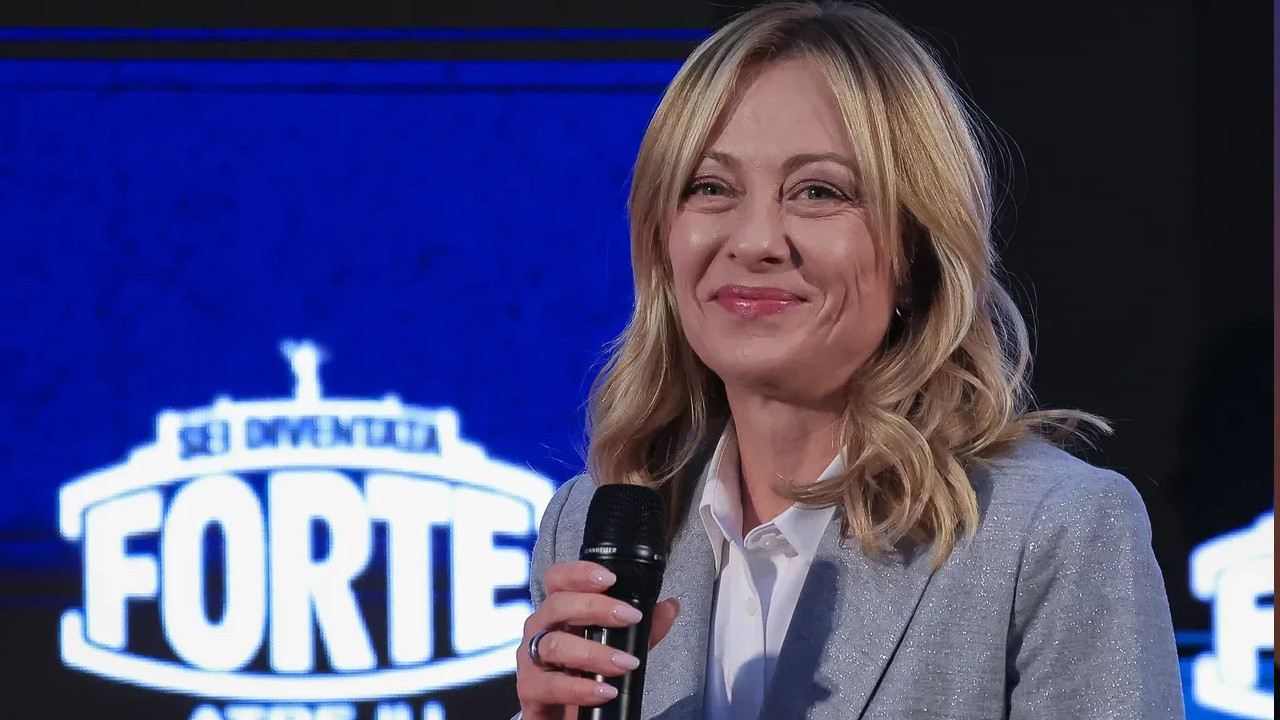 Meloni dolabını boşaltıyor! Liderlerden gelen hediyeleri satacak