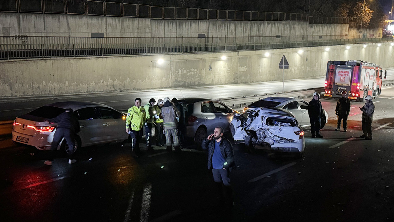 Çekmeköy'de 7 araç tünel girişinde kazaya karıştı