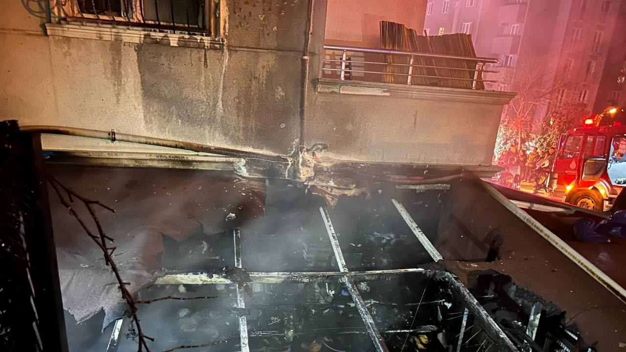 Ümraniye'deki iş yerinde korkutan yangın